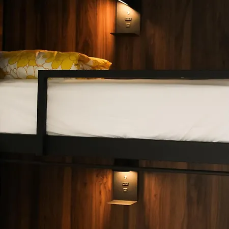 Hihome Catedral 旅馆